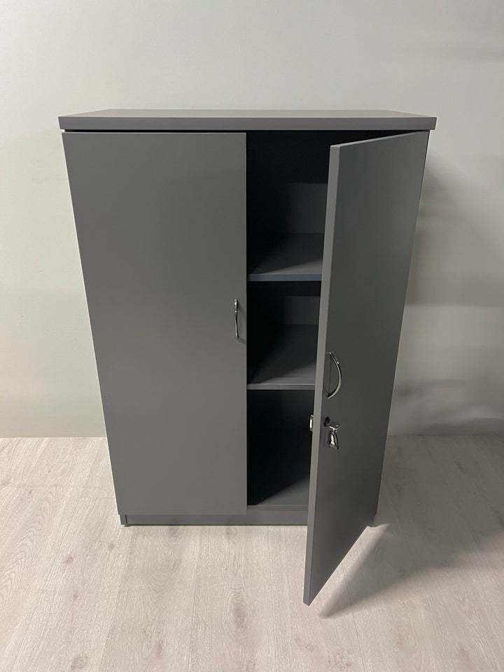 NYTT | ANTRASITT MØRKGRÅ SKAP