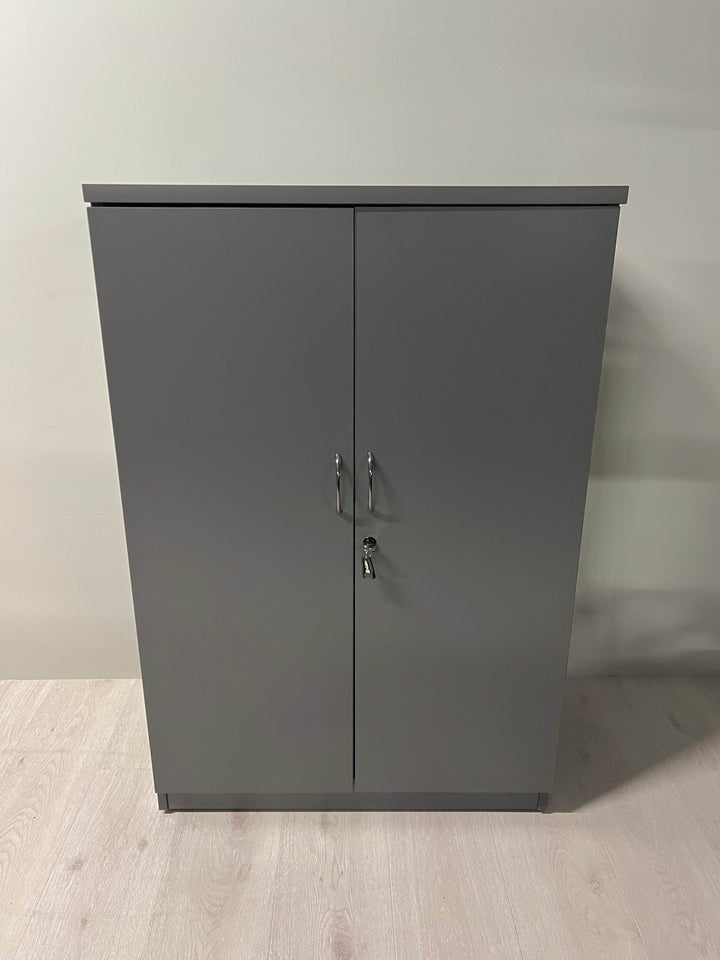 NYTT | ANTRASITT MØRKGRÅ SKAP