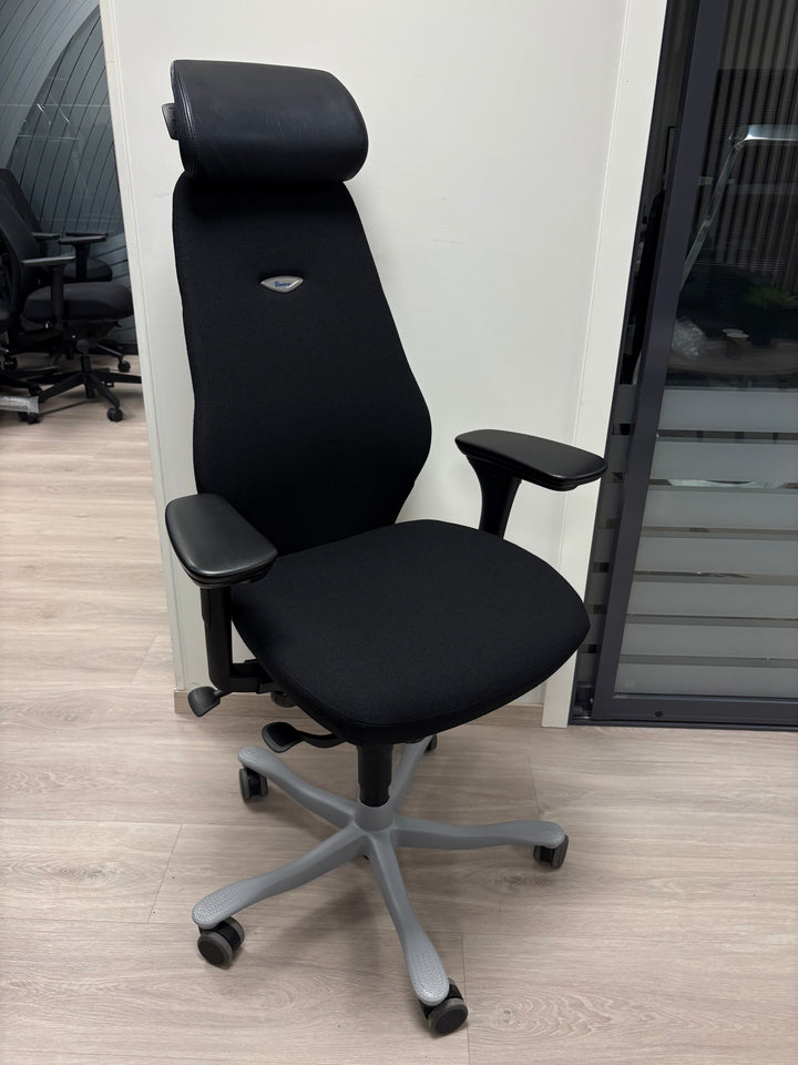 BRUKT & NYTRUKKET | KINNARPS 8000 KONTORSTOL SVART