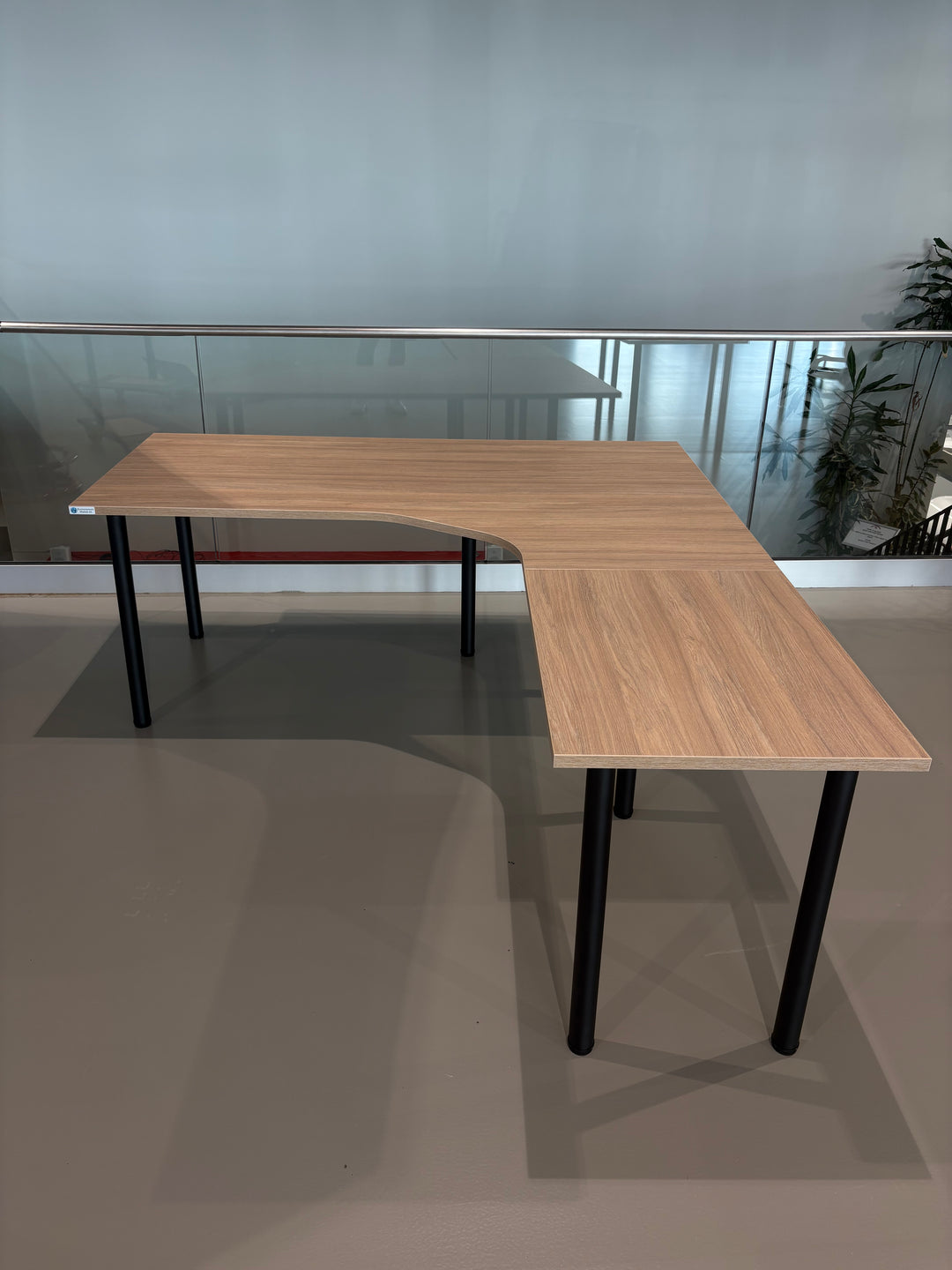 NYTT | MANUELT HJØRNE-SKRIVEBORD LYS EIK