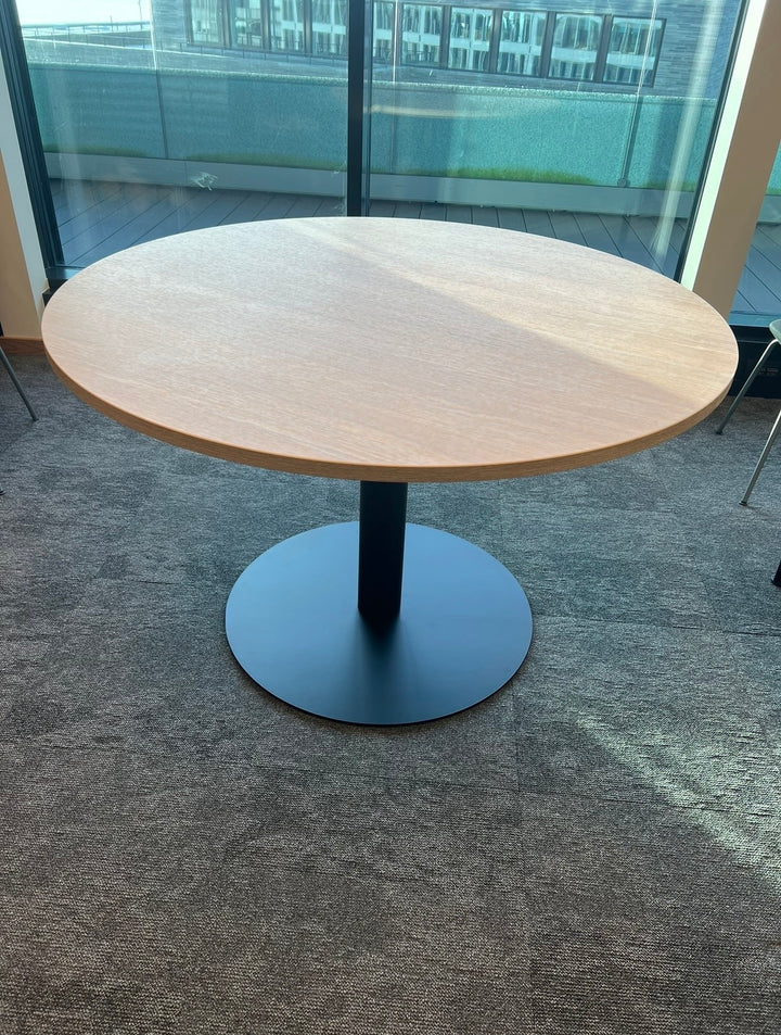 NYTT | NORSE RUNDT MØTEBORD/LOUNGEBORD LYS EIK