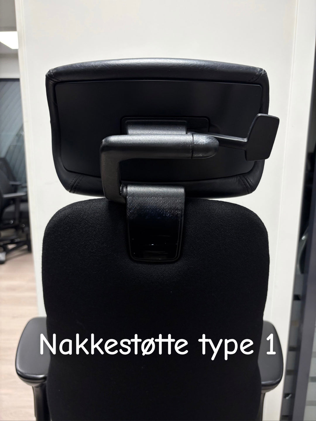 BRUKT & NYTRUKKET | KINNARPS 8000 KONTORSTOL SVART