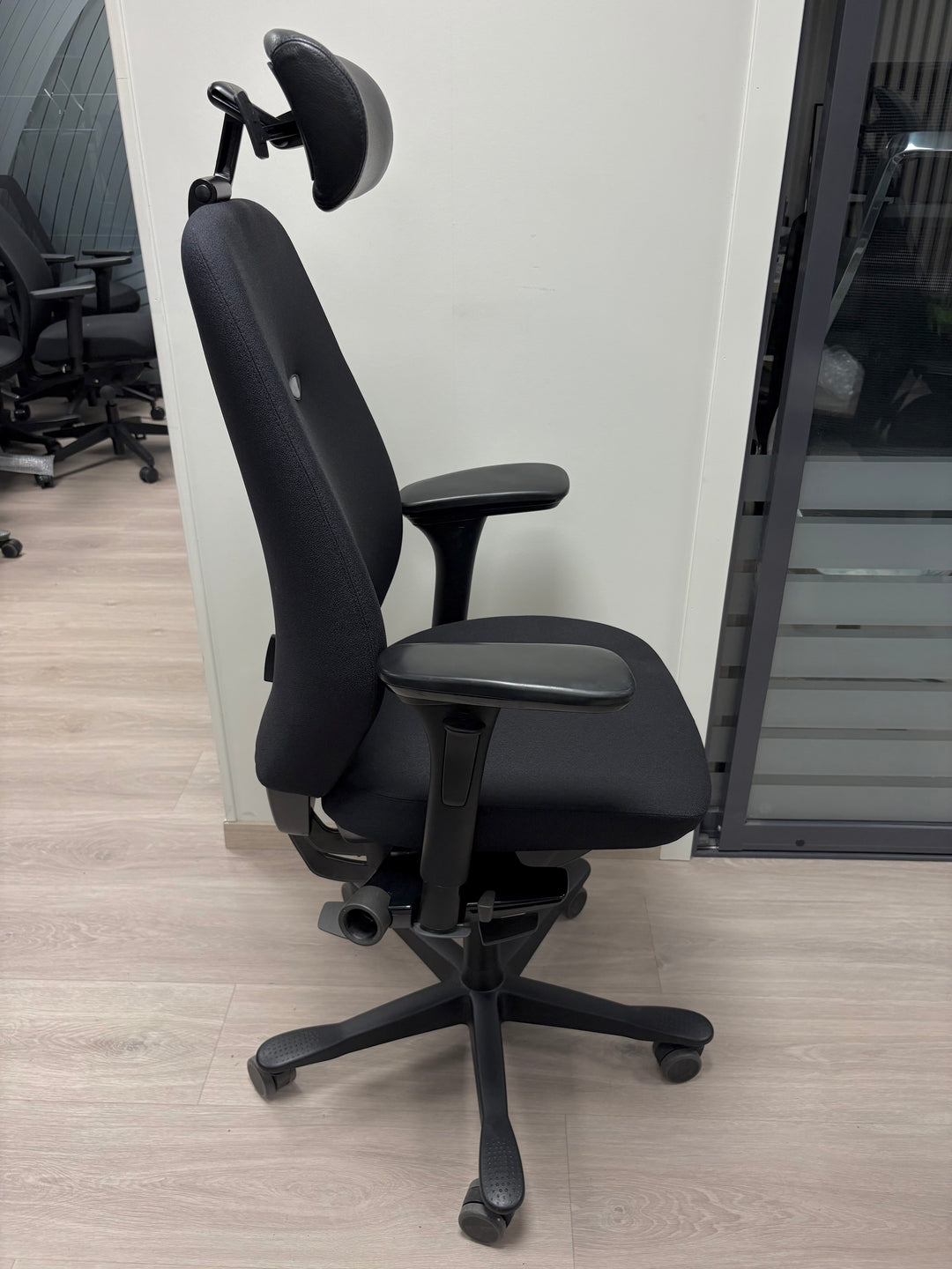 BRUKT | KINNARPS 9000 KONTORSTOL KOKSGRÅ