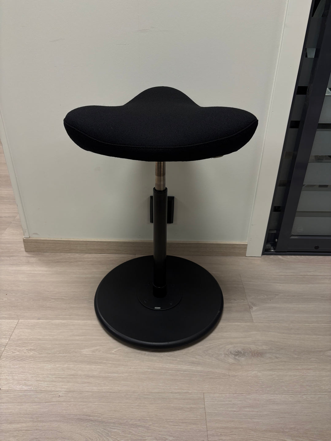 BRUKT & NYTRUKKET | VARIER STOKKE KONTORSTOL