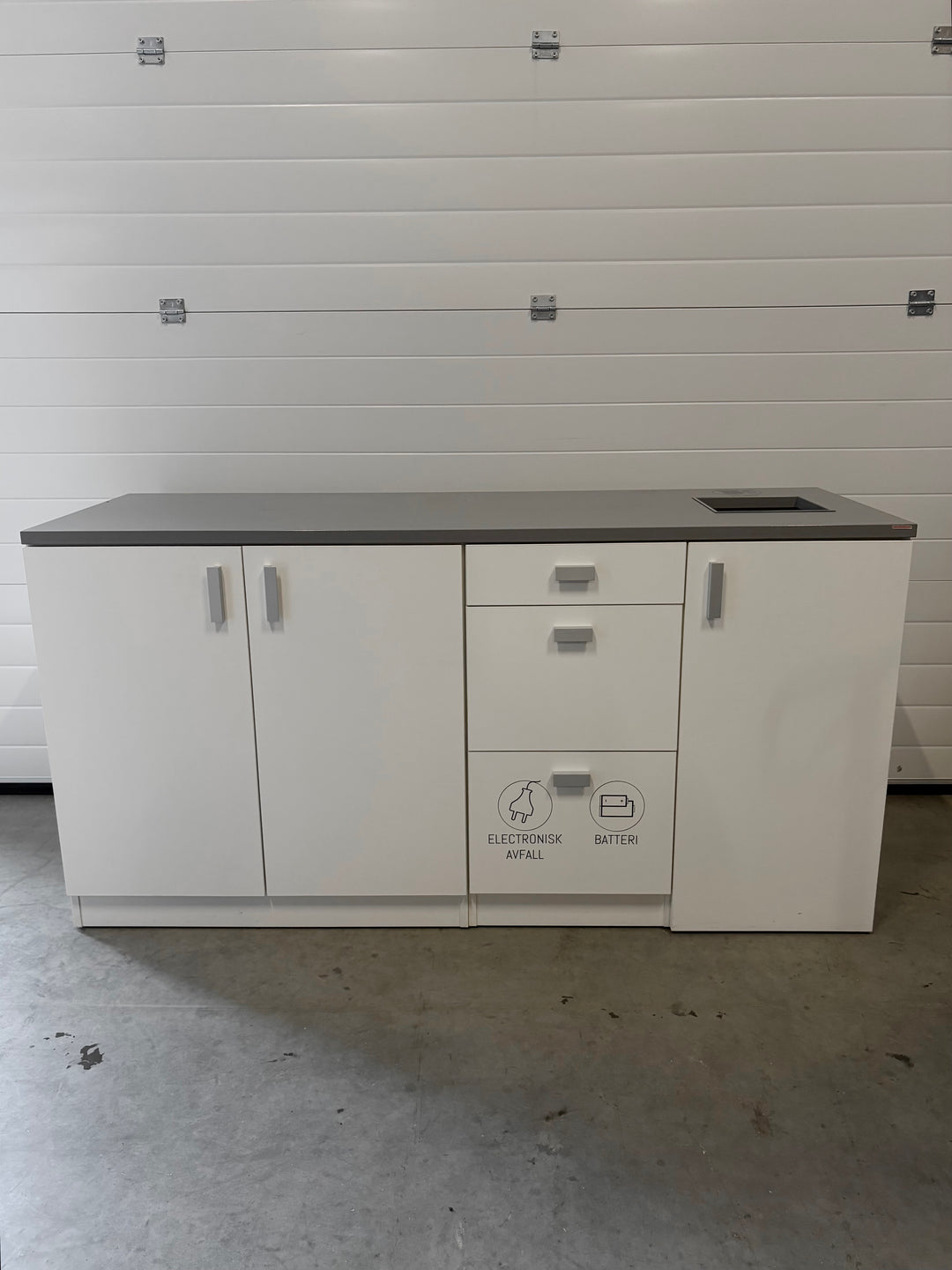 BRUKT | DOBBELSEKSJON HUB SKAP MED KILDESORTERING