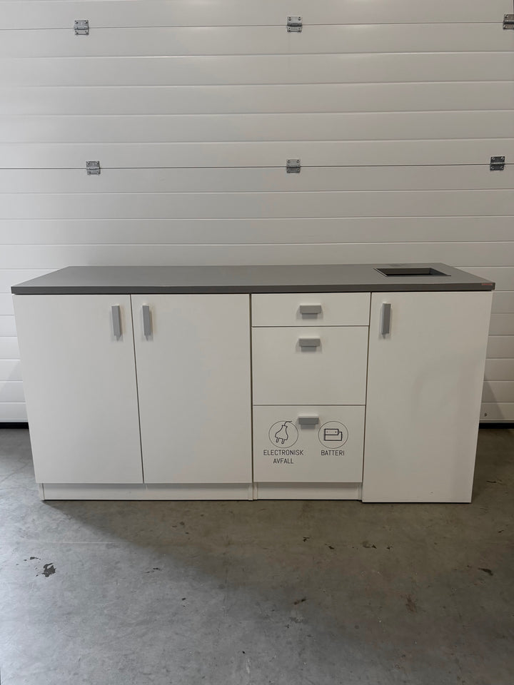 BRUKT | DOBBELSEKSJON HUB SKAP MED KILDESORTERING