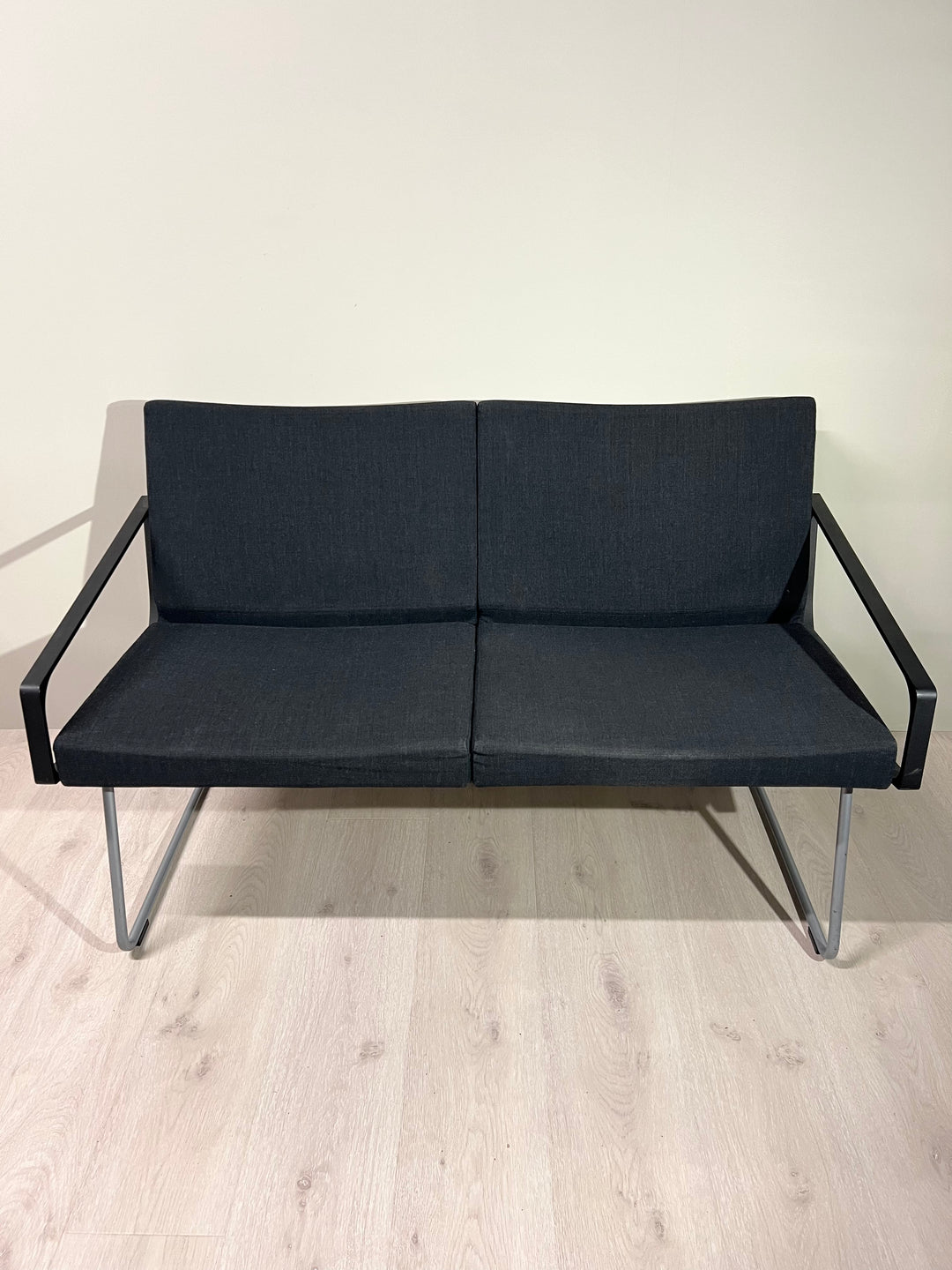 BRUKT | LAMMHULTS KONFERANSE SOFA