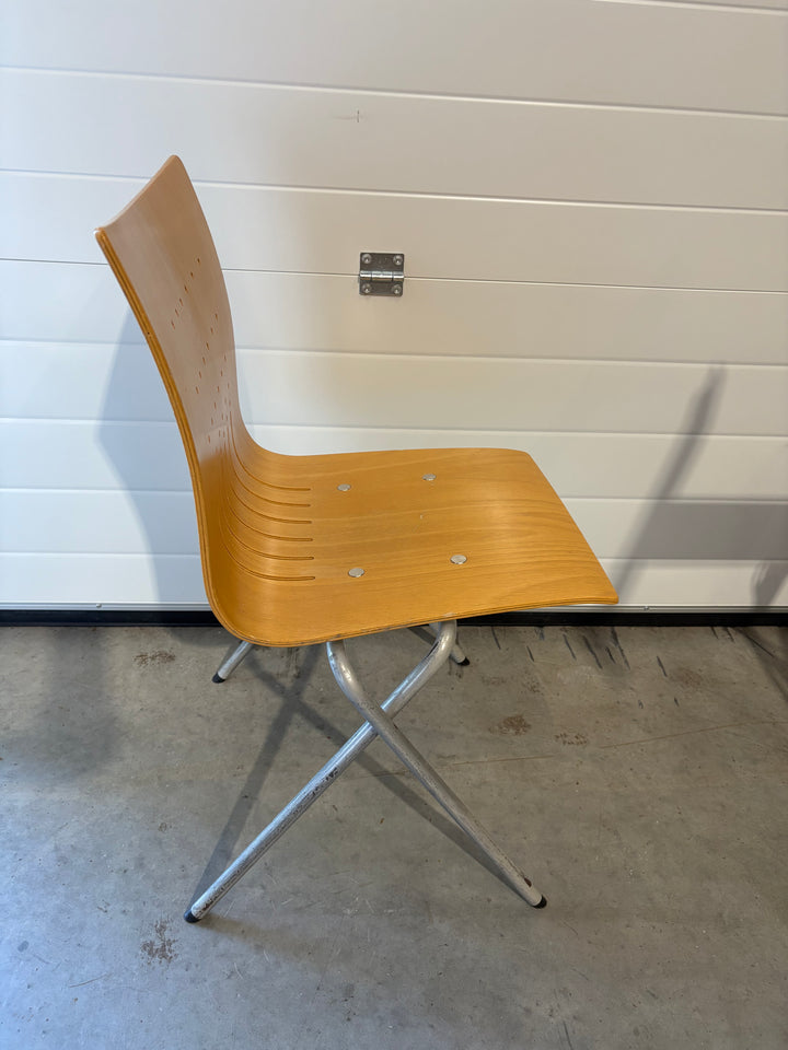 BRUKT | FORA FORM X-PRESS KONFERANSESTOL