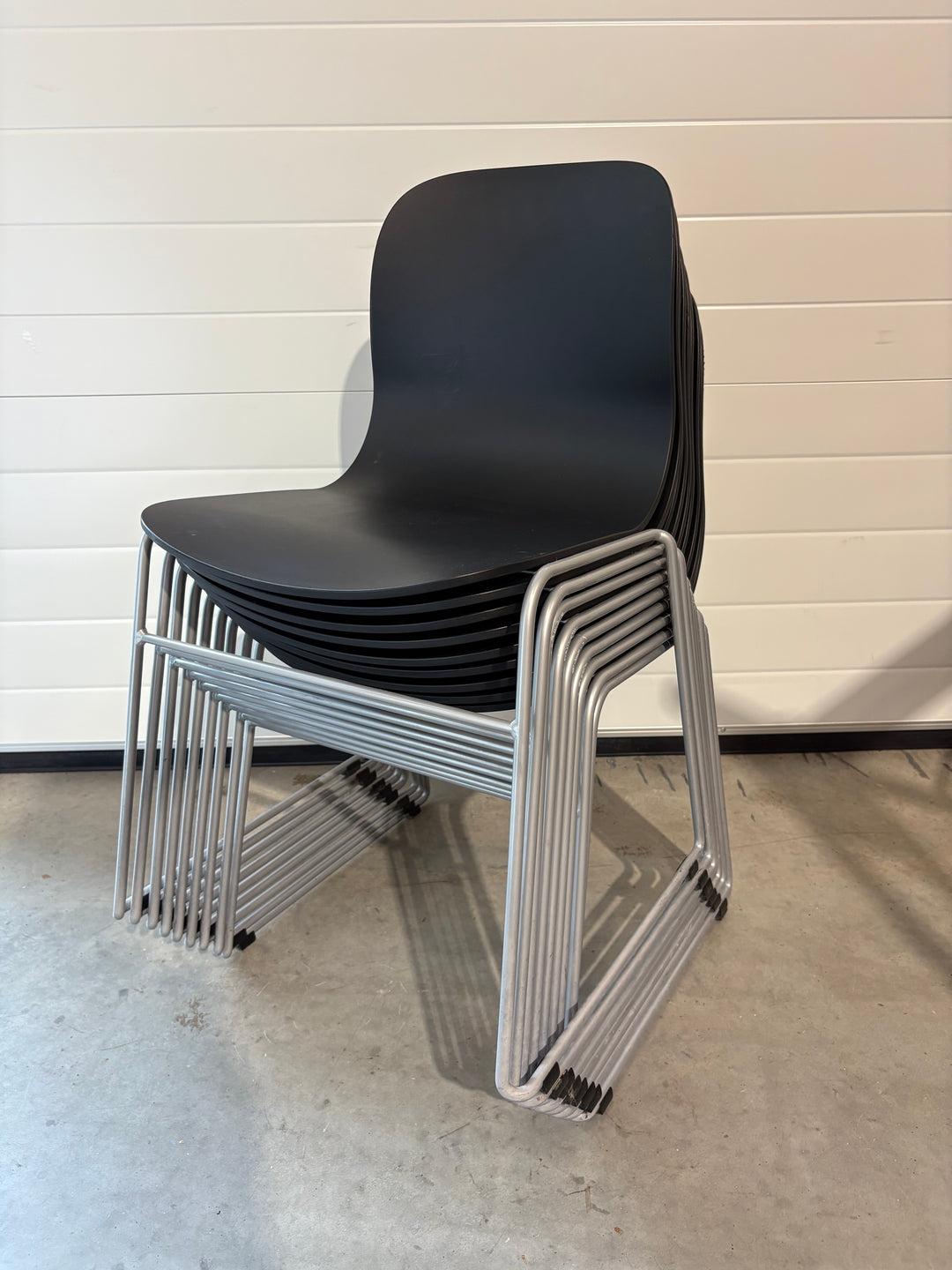 BRUKT (SOM NY) | MATERIA NEO LITE DESIGN KONFERANSESTOL
