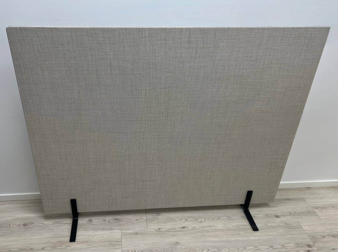 BRUKT | GRÅBEIGE GLIMAKRA DESIGN SKILLEVEGG