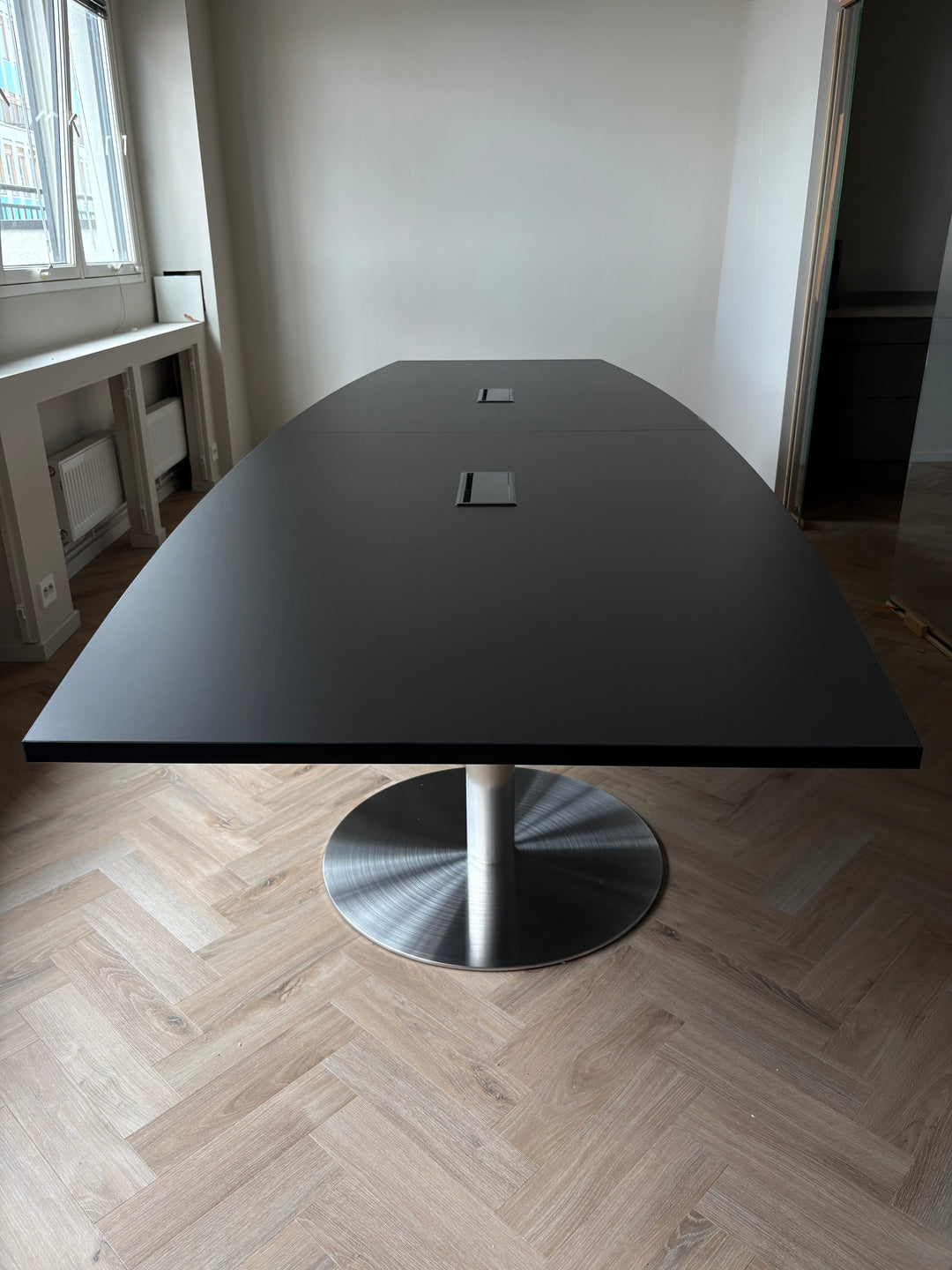 NYTT | MEET BÅTFORMET MØTEBORD/KONFERANSEBORD 360CM (NYHET)