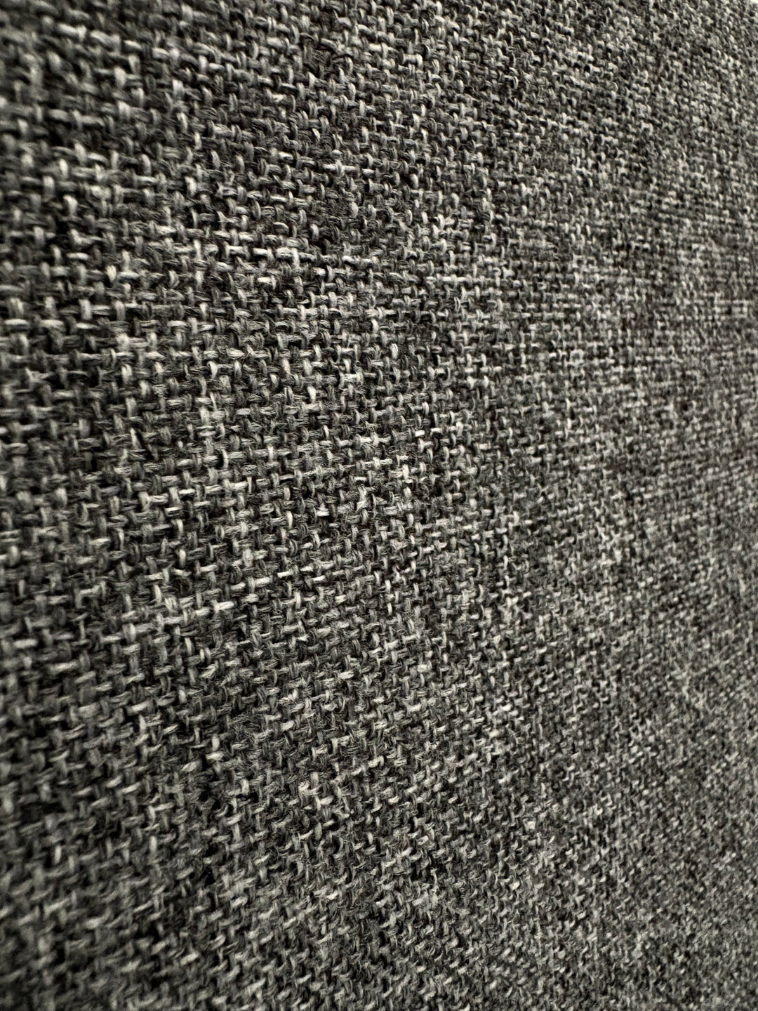 BRUKT | SPETTET MARTELA SKILLEVEGG