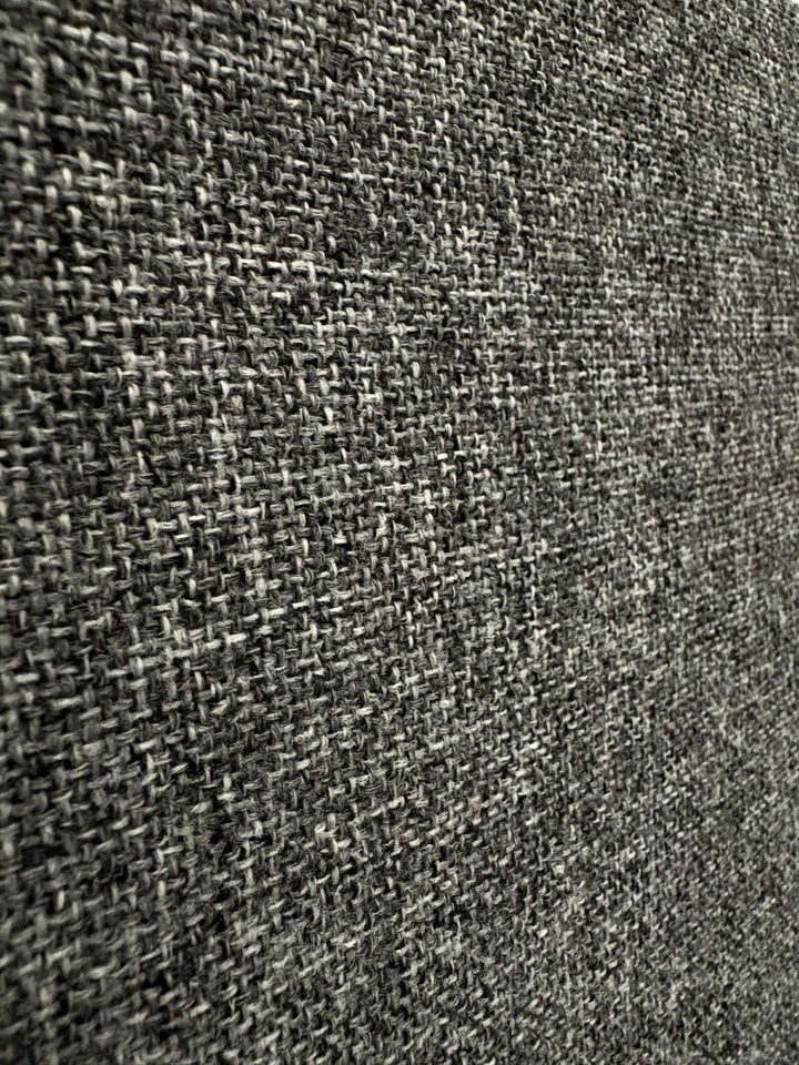 BRUKT | SPETTET MARTELA SKILLEVEGG