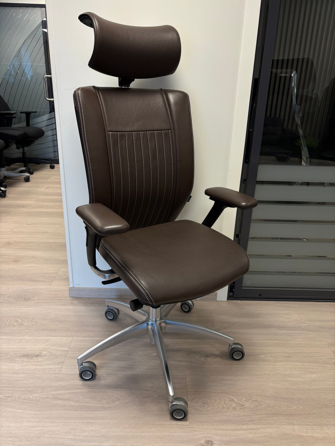 NY (DEMO) | WAGNER TITAN LIMITED S KONTORSTOL