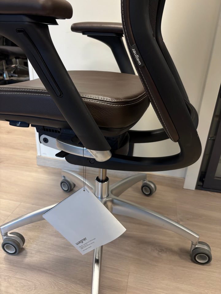 NY (DEMO) | WAGNER TITAN LIMITED S KONTORSTOL