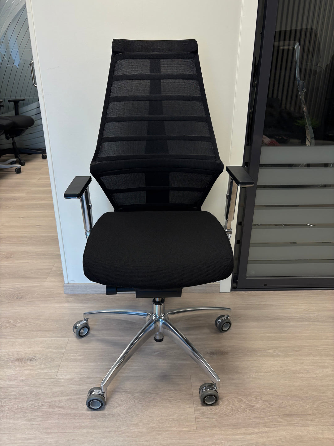 NY (DEMO) | WAGNER CARBON W5-2 KONTORSTOL