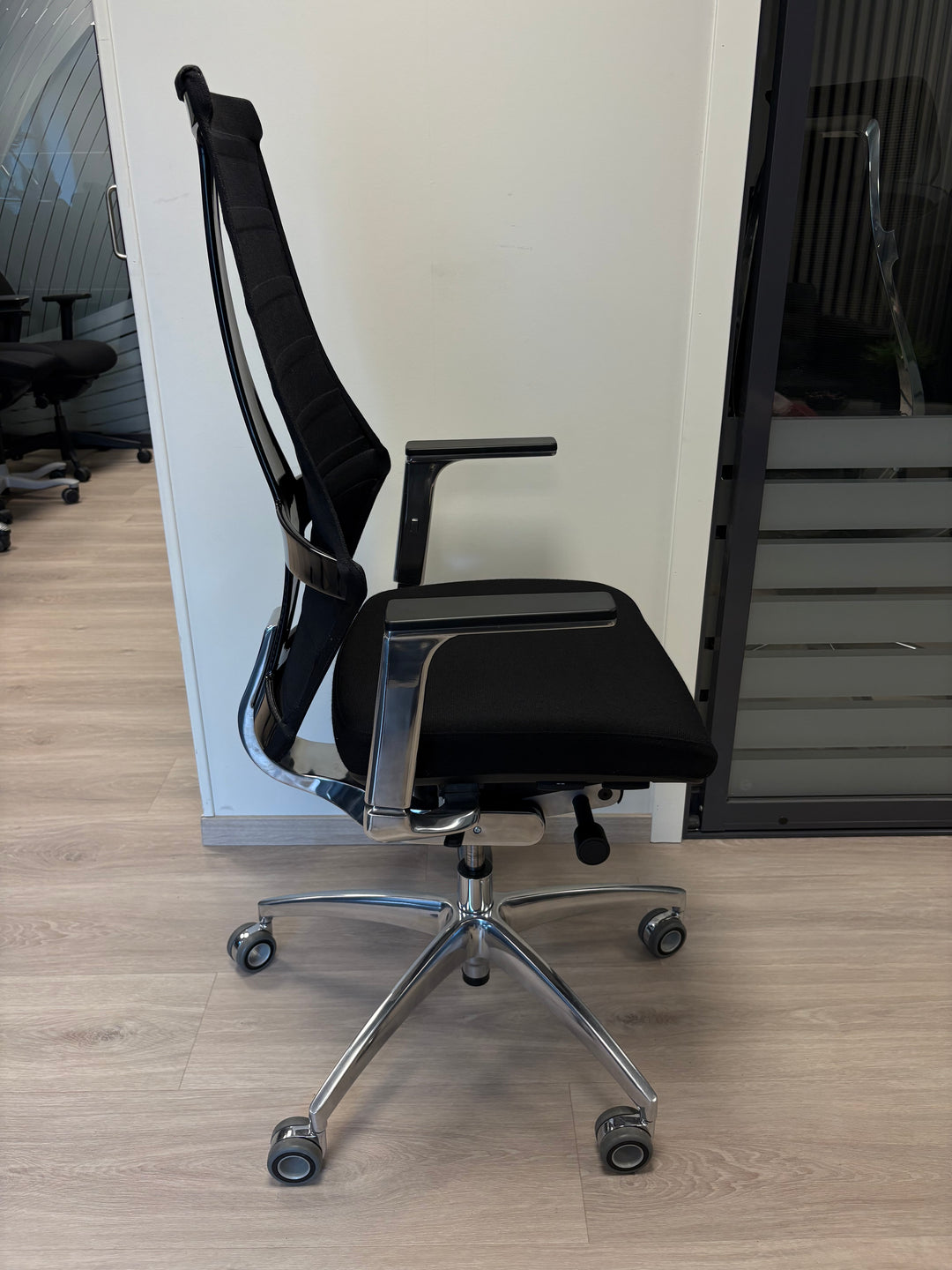 NY (DEMO) | WAGNER CARBON W5-2 KONTORSTOL