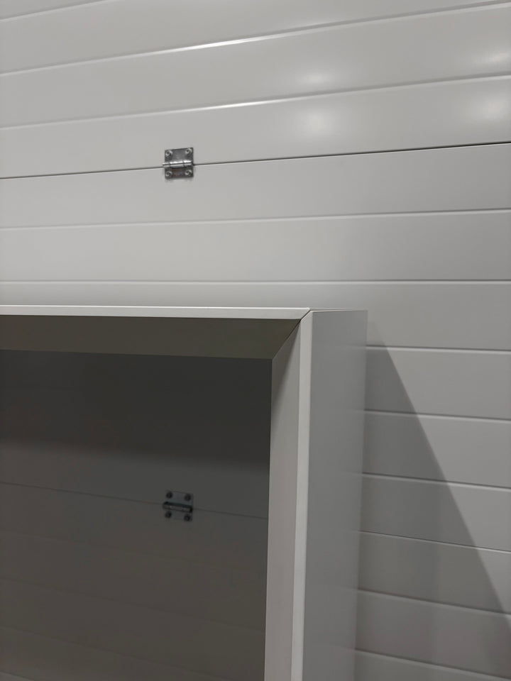 BRUKT | DESIGN AV DUBA B8 HØYT BAR-BORD