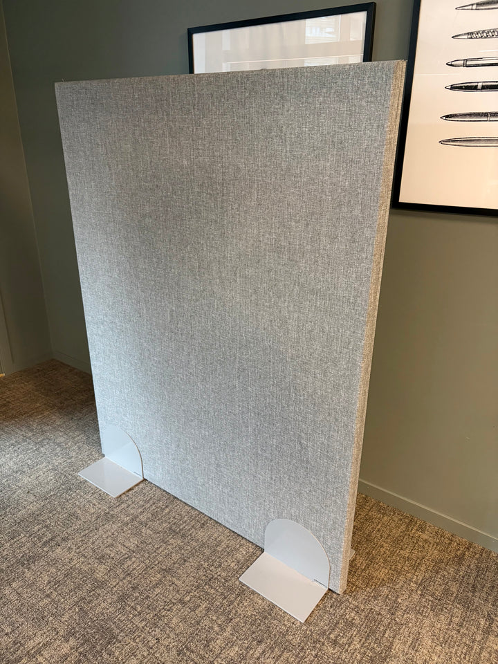 BRUKT | SPETTET ROBUST SKILLEVEGG