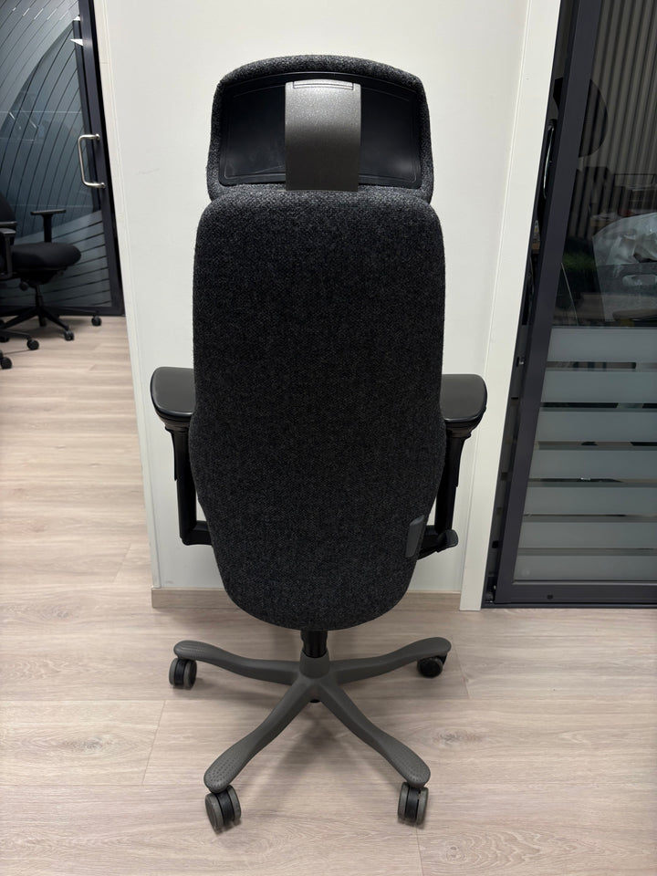 BRUKT | KINNARPS 8000 KONTORSTOL SPETTET GRÅ