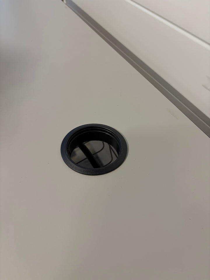 BRUKT | DESIGN ELEKTRISK HEV/SENK LINAK SKRIVEBORD SANDGRÅ