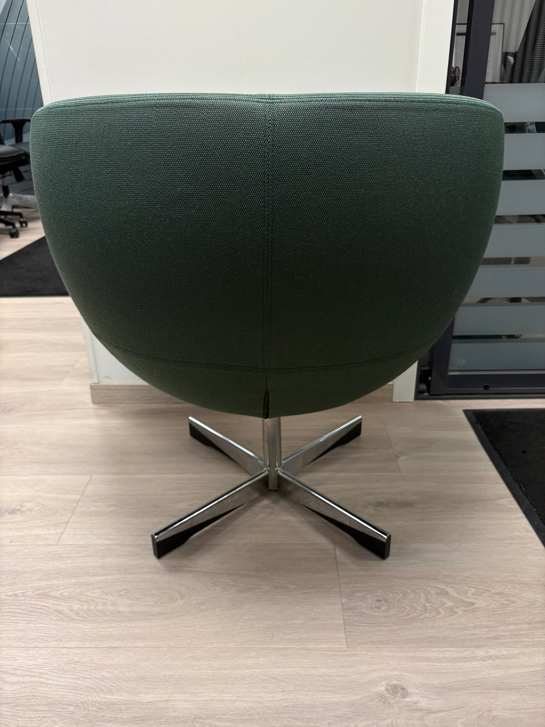 BRUKT | FORAFORM PLANET DESIGN LOUNGESTOL