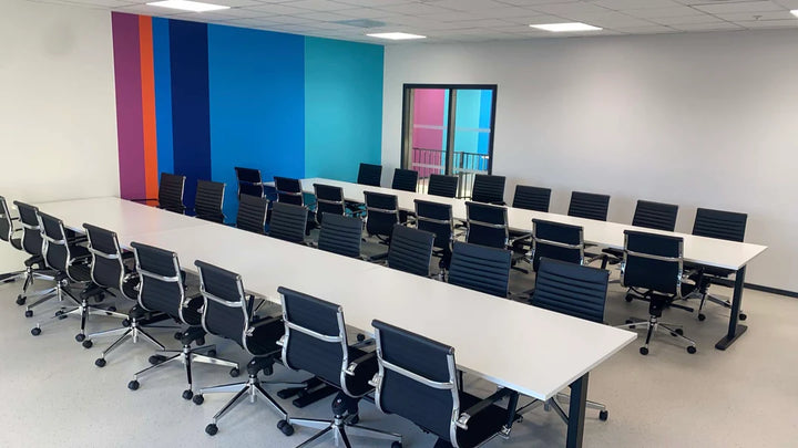 NY | CASPIAN KONFERANSESTOL