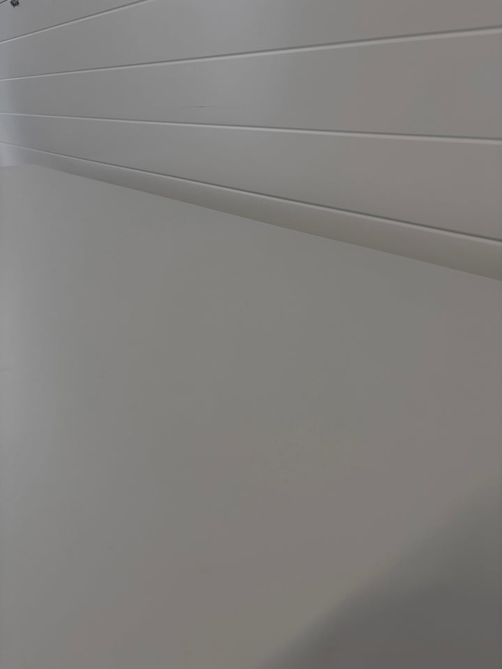 BRUKT & NYTT | MANUELT ROBUST ARBEIDSBORD LYSGRÅ
