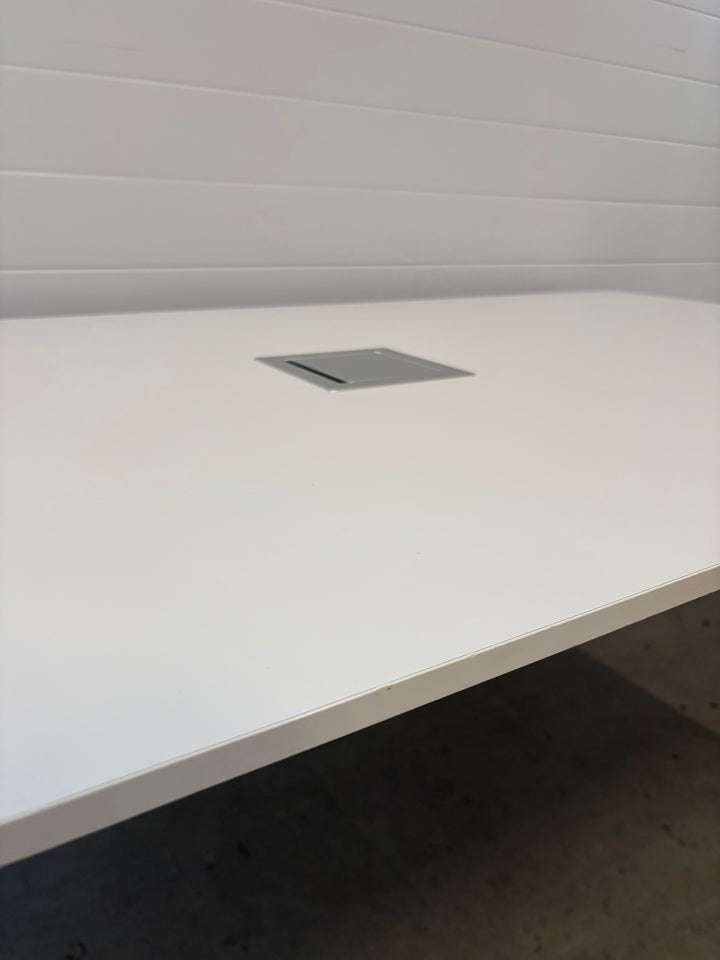BRUKT | FRITZ HANSEN DESIGN MØTEBORD/KONFERANSEBORD 160/180CM