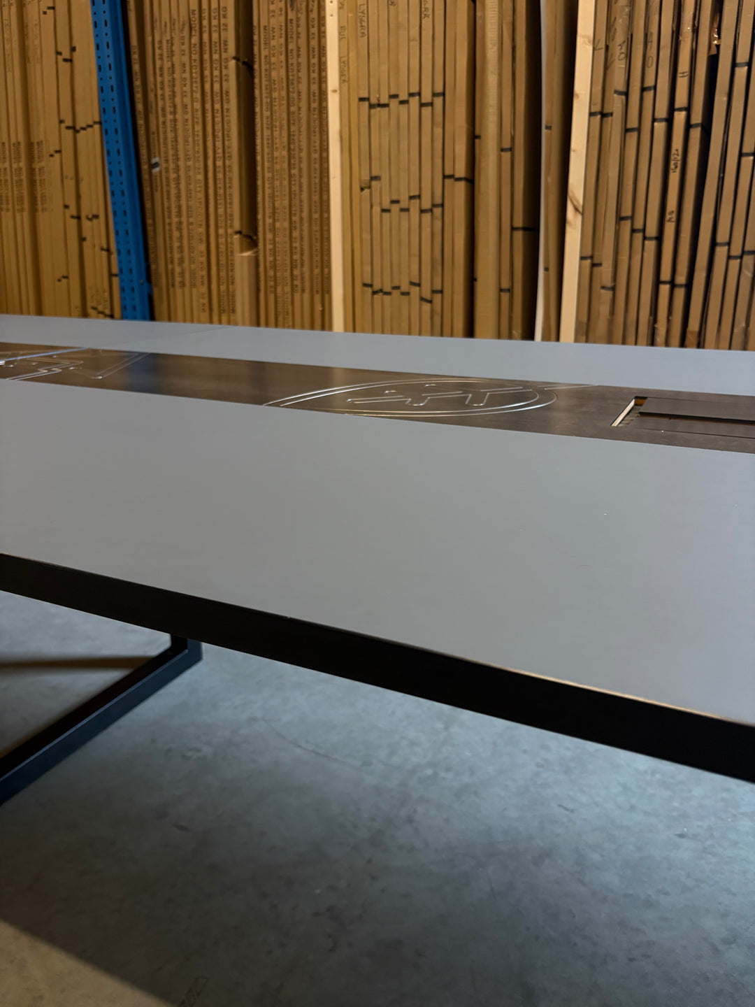 BRUKT | EKSKLUSIVT CUSTOM MADE MØTEBORD/KONFERANSEBORD 480CM