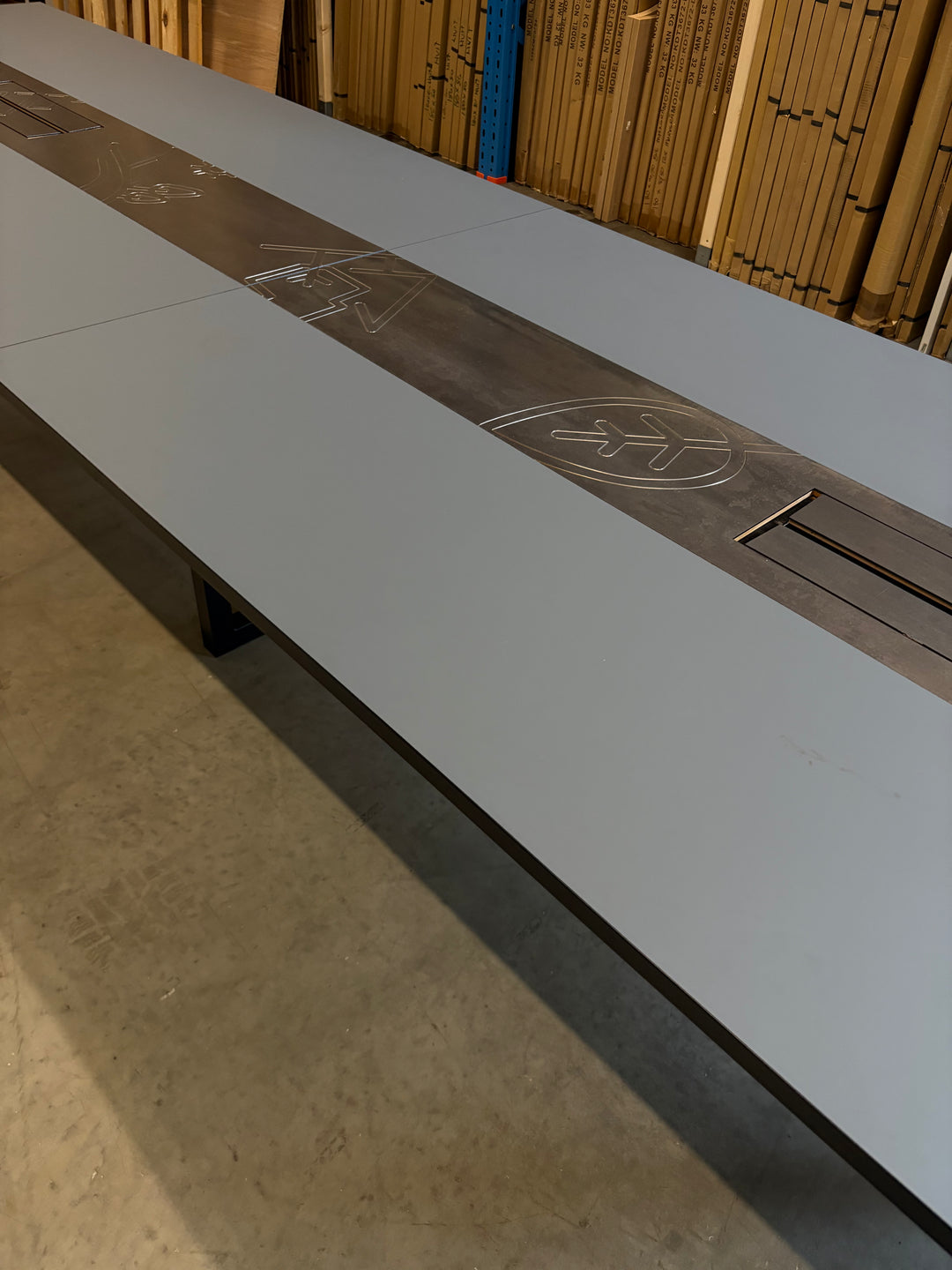 BRUKT | EKSKLUSIVT CUSTOM MADE MØTEBORD/KONFERANSEBORD 480CM