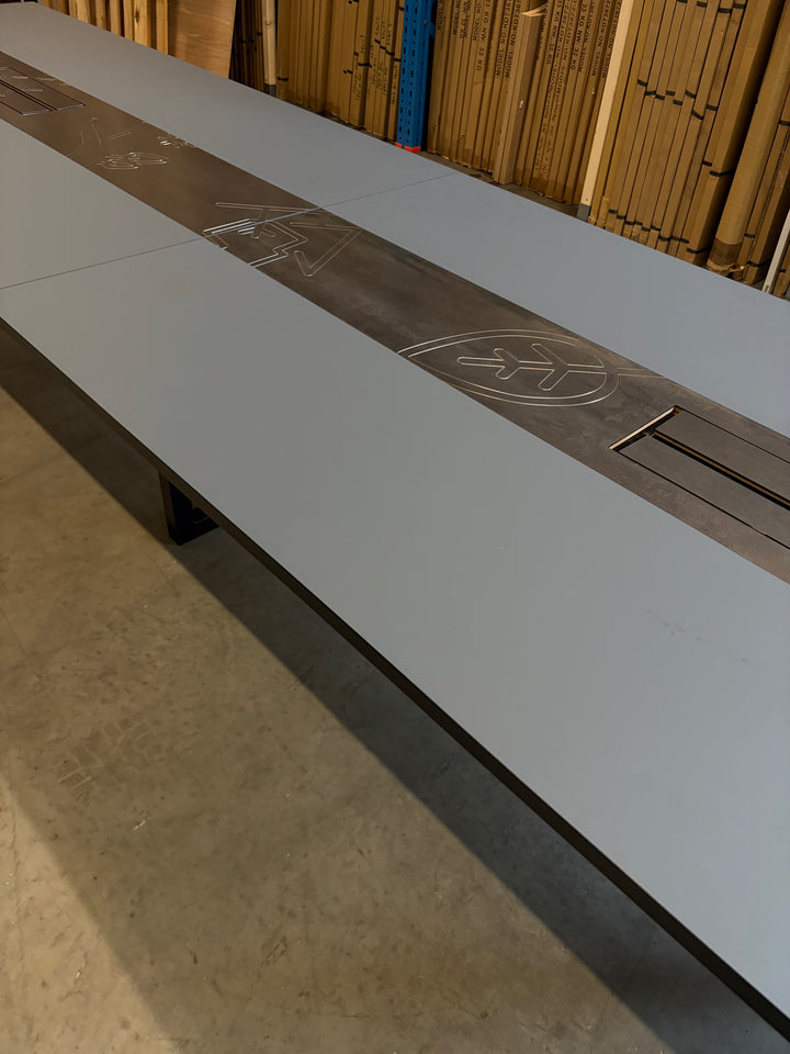 BRUKT | EKSKLUSIVT CUSTOM MADE MØTEBORD/KONFERANSEBORD 480CM