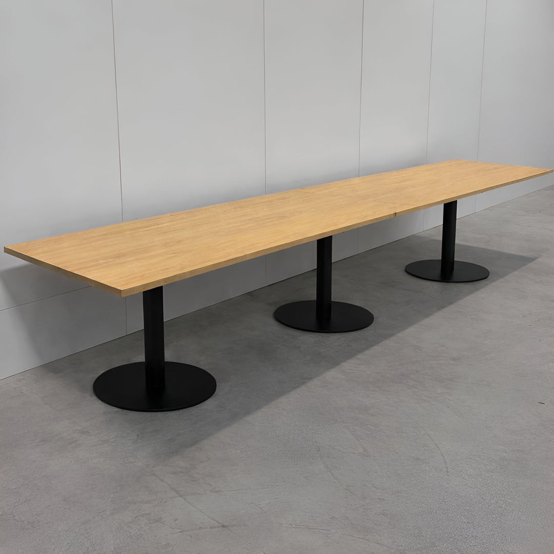 NYTT | LYS EIK MØTEBORD/KONFERANSEBORD 400 CM